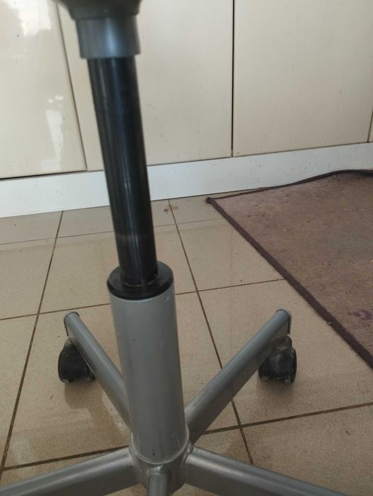 Детски стол ( амортисьор) регулируем