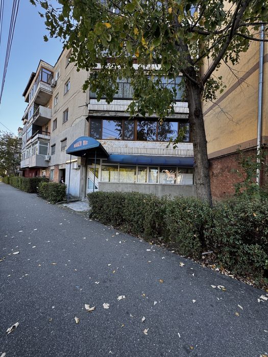 Apartament 2 camere plus spatiu comercial