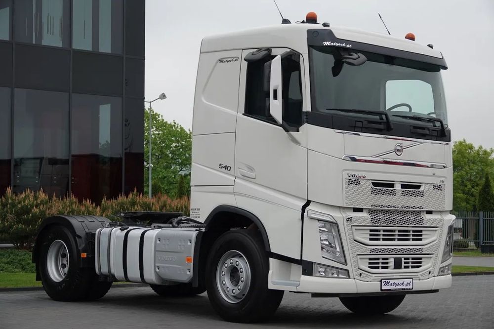 Volvo FH 540 / HIDRAULICĂ DUBLĂ / CABĂ JOSĂ / 100% PNEURI / CONTRACTUL DE SERVICE POSTĂ