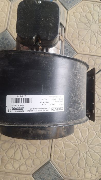 Вытяжка улитка сотилади холати яхши ишлаши зор