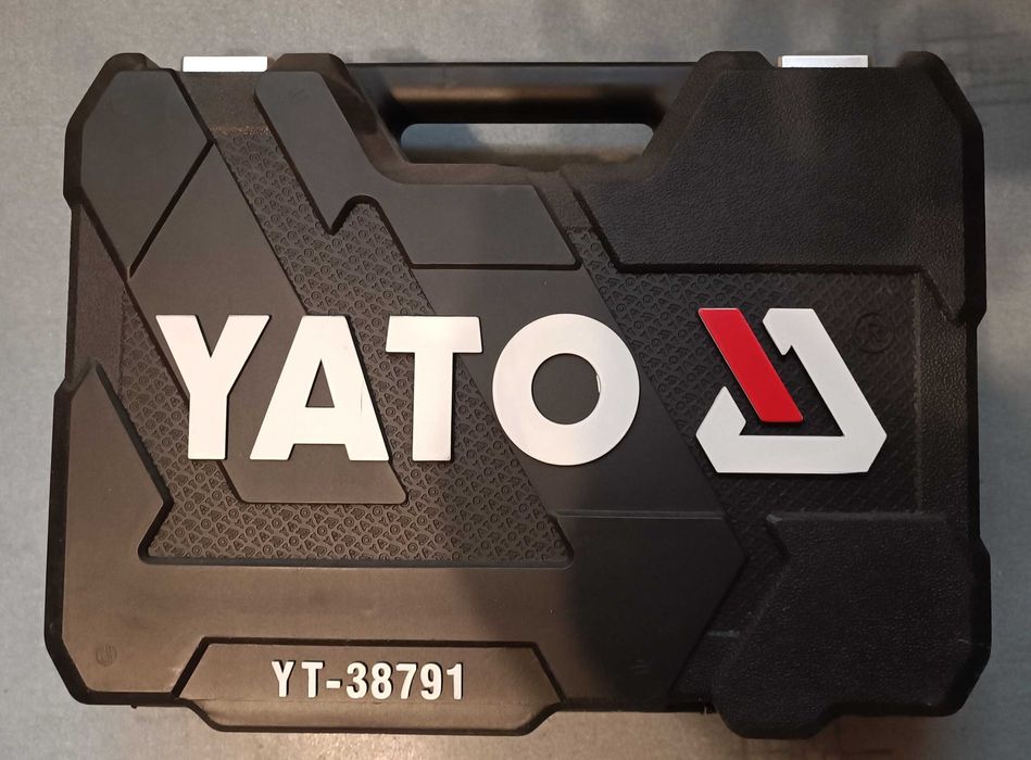 Trusa chei tubulare si antrenor profesionala Yato, 1/4"-1/2", 108buc