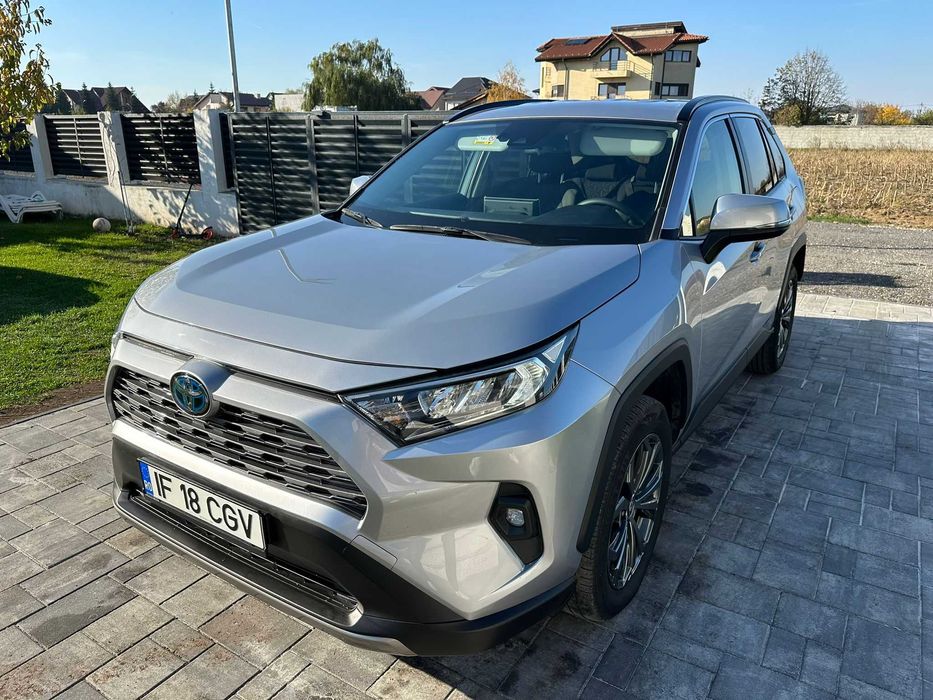 Toyota RAV4 2.5 Hybrid Business Distronic 98.000km 2022