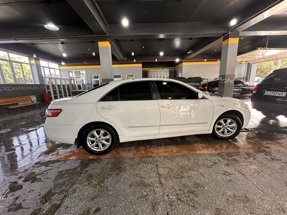 Продается Toyora Camry 2006 год