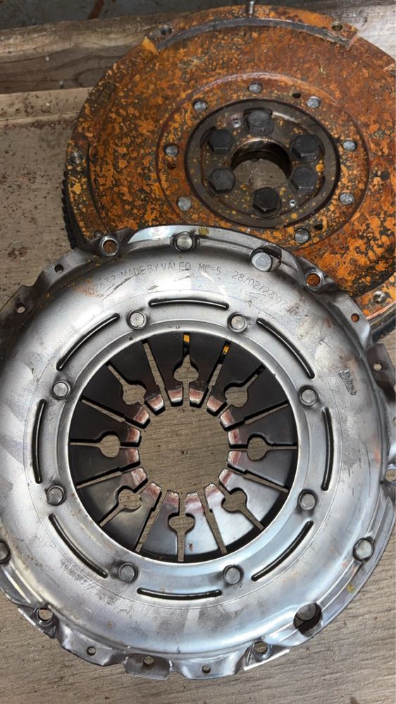 Части от пасат 5.5 1.9 TDI 131 AVF