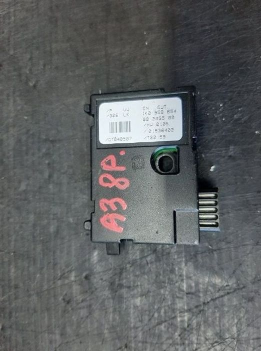 Senzor unghi volan audi a3 8p 1k0959654 00203500