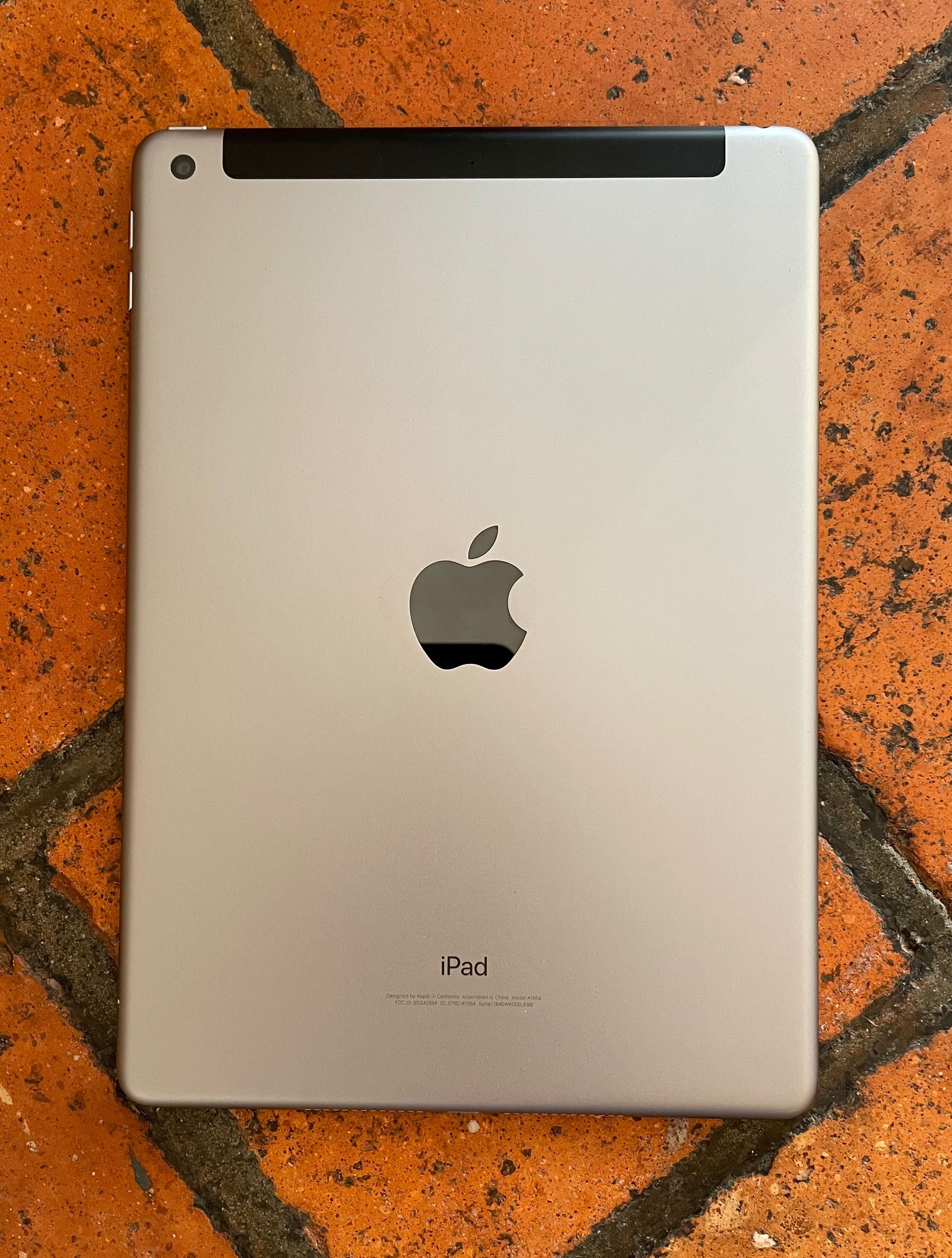 iPad 6gen 2018, 32gb LTE