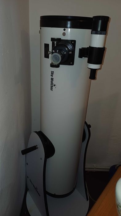 Telescop Dobson Skywatcher 254/1200 si accesorii