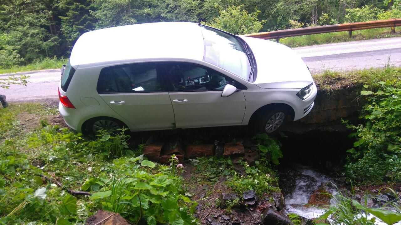 Tractari auto Pitesti NonStop /  Platforma auto Arges 0728.O6O.OO6