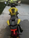 Honda CB750 Hornet 2023 – 4.500 km – Accesorii OEM, QS + Tobă sport