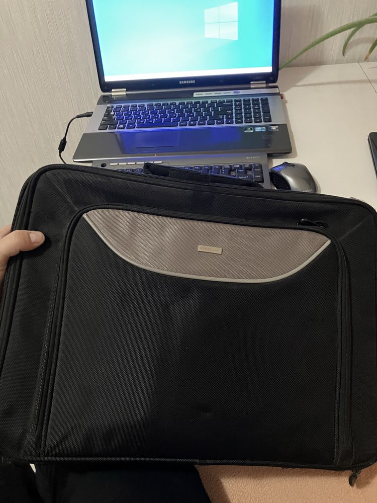Laptop Samsung rf710