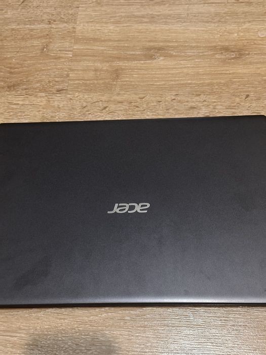 Продам ноут Acer Aspire 3