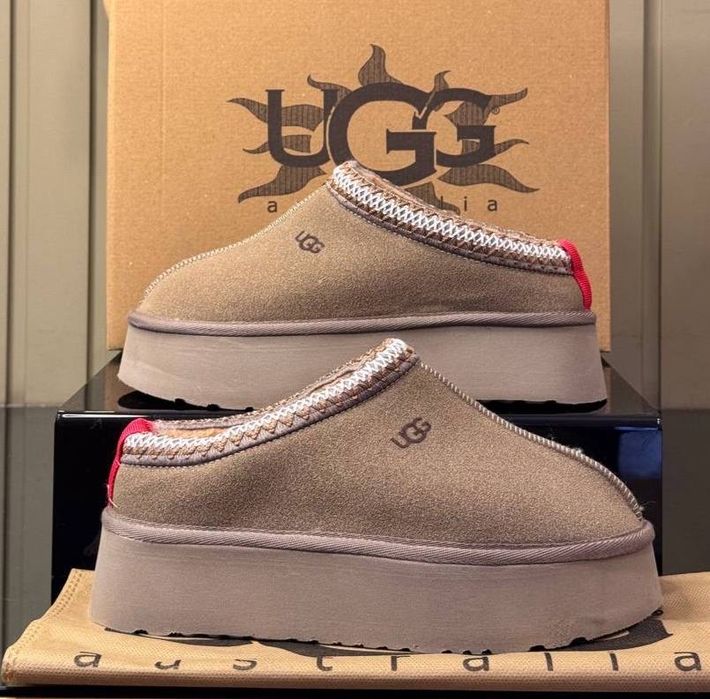 Ugg de dama bej.