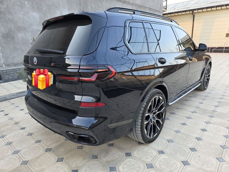BMW X7 M Sport/Sky Lounge/Off-Road Package/Alcantara/Restyl/Full Optio