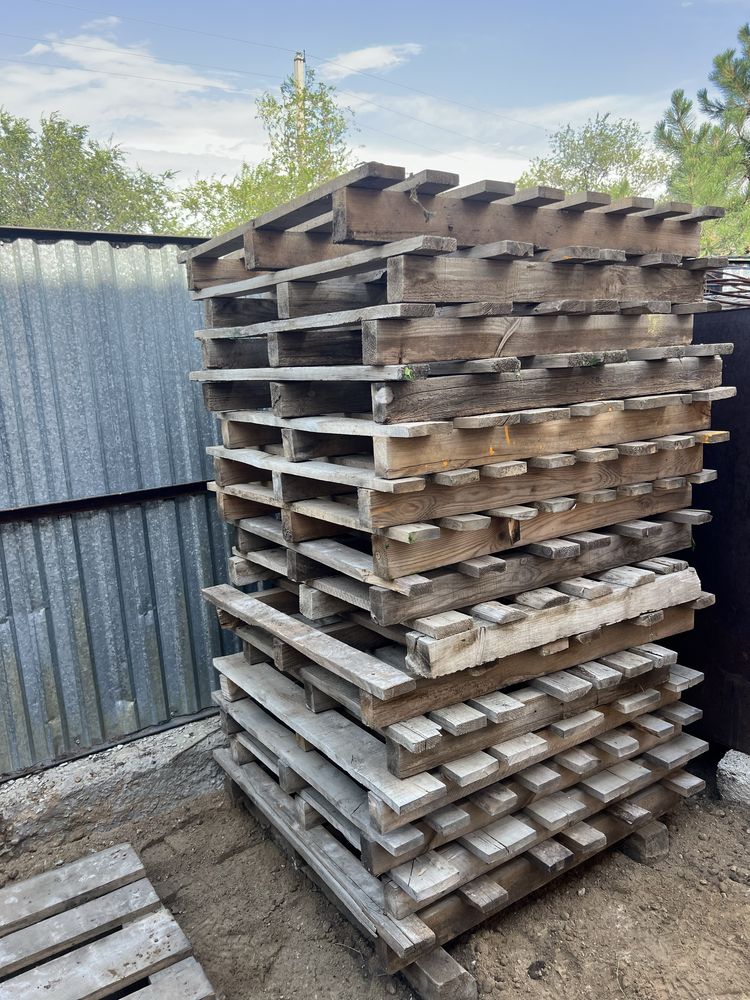 Продам поддоны из под кирпича