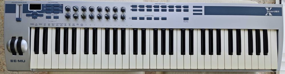 Продавам MIDI клавиатура E-MU Xboard 61