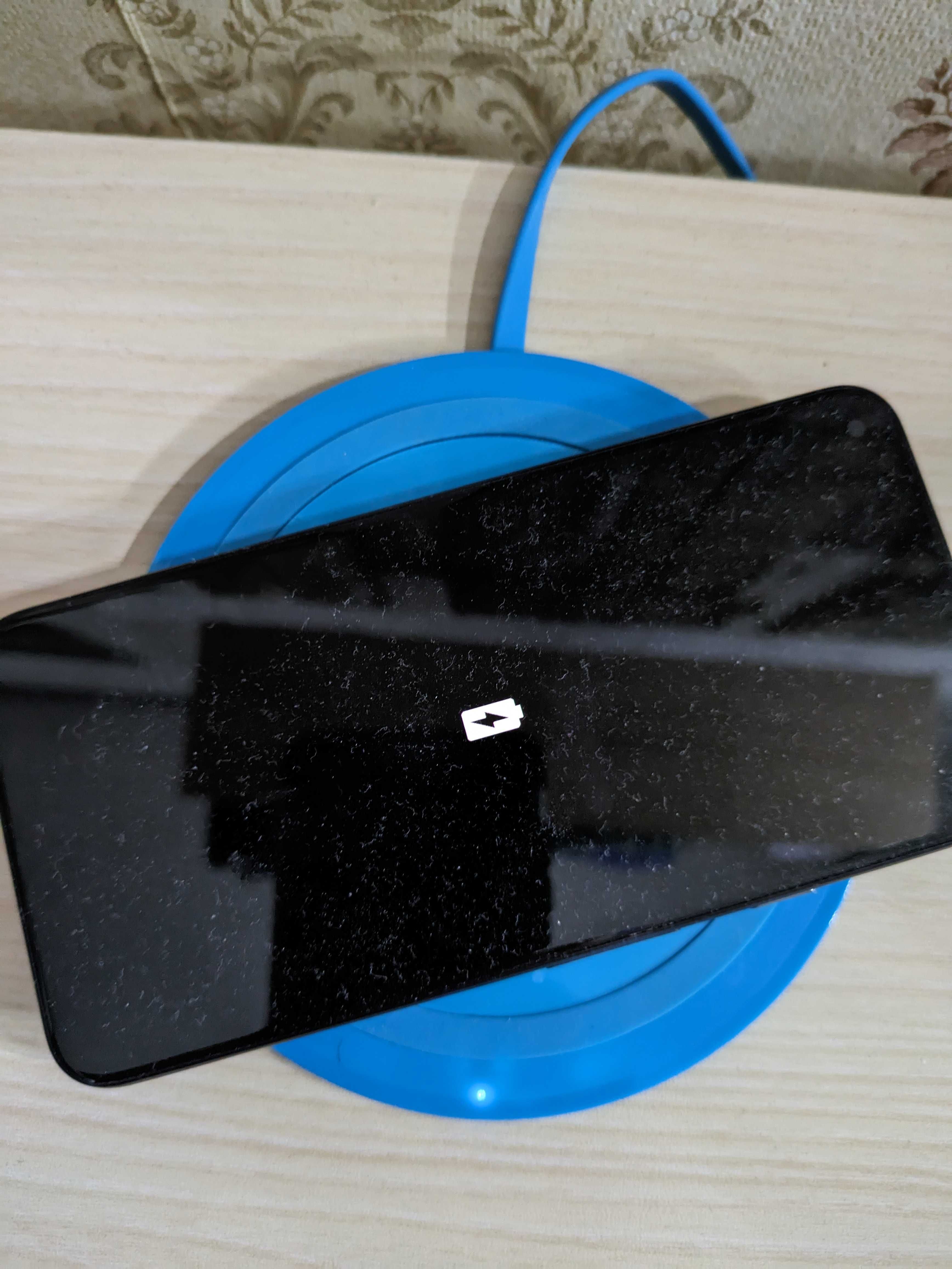 Безжично зареждане за GSM -Wireless Charger Apple, Samsung и всички