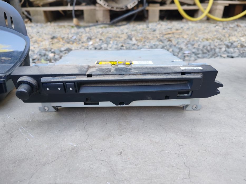 Cic BMW magazie CD BMW E60 E61 300lei