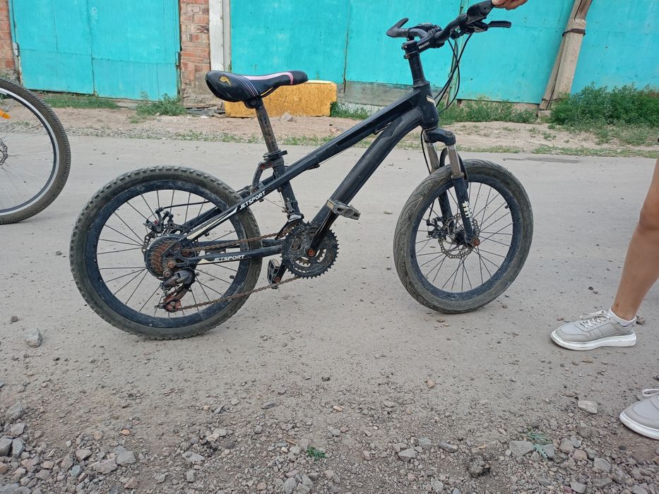 Велосипед велосипед
