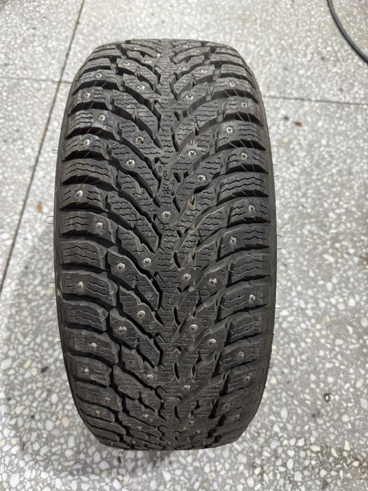 Зимние шипованные шины Ikon Tyres Autograph Ice 9 215/50 R17