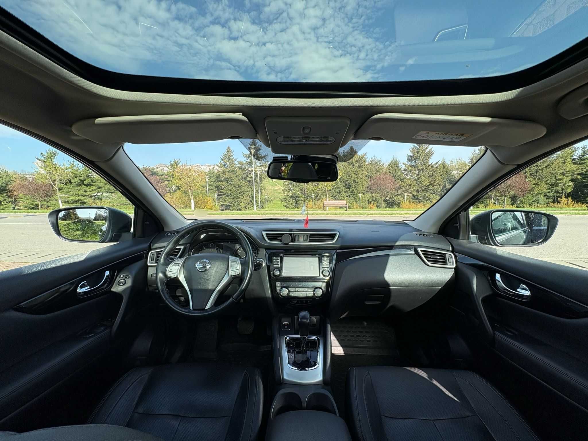 Nissan Qashqai Tekna 2014 automată CVT