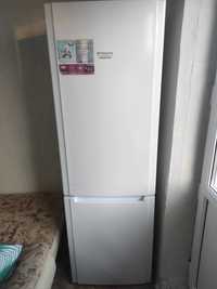 Продам холодильник Ariston