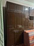 Стенка мебель прочный , старинный