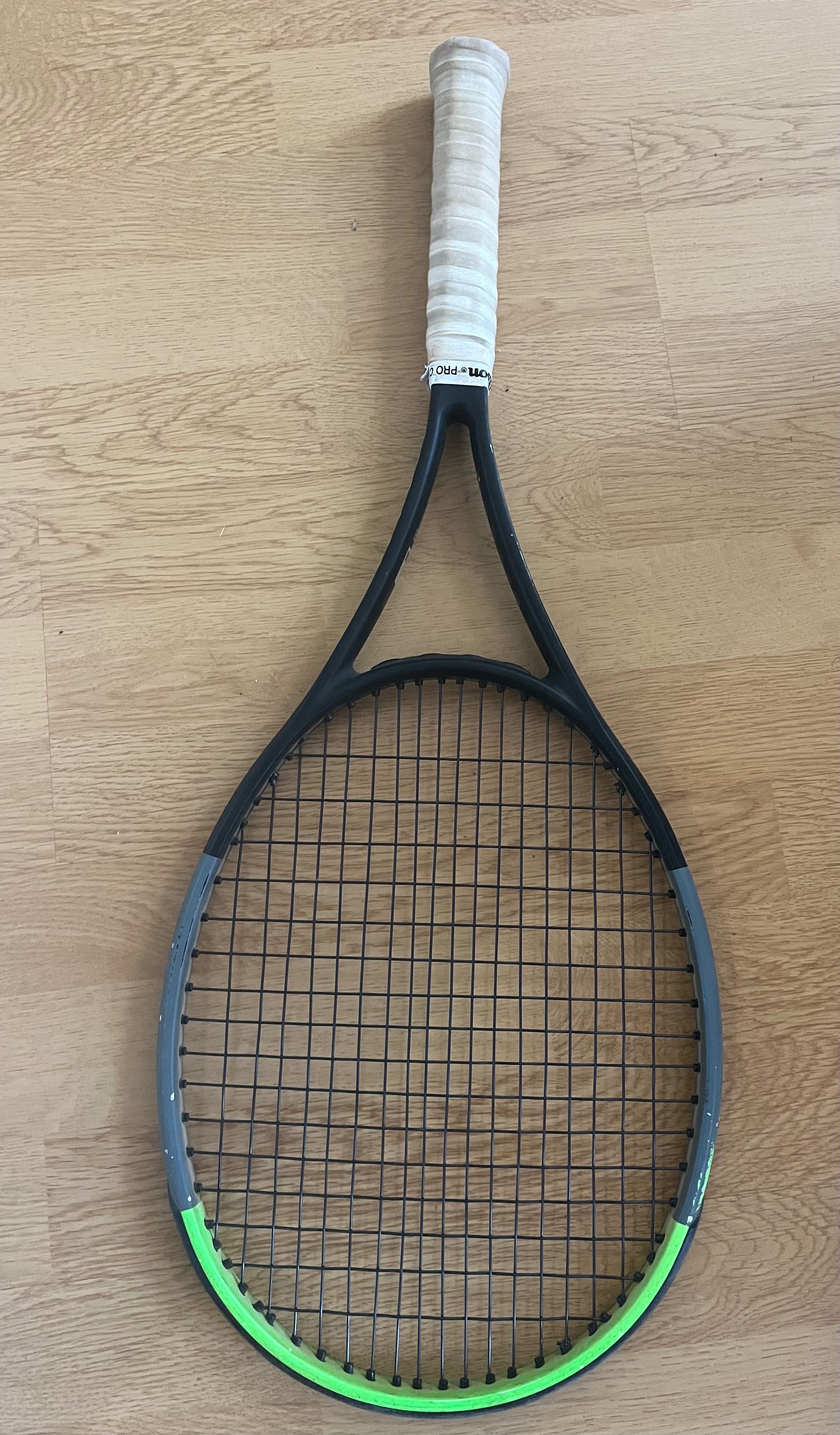 Wilson Blade V7 тенис ракета