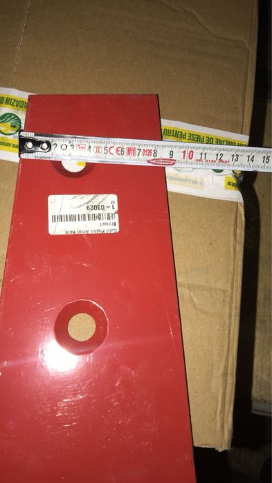 Cutit piston balotiera