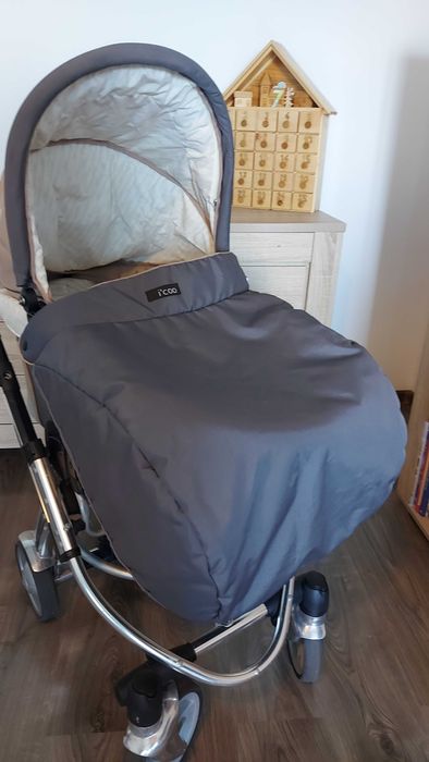 Cărucior bebeluși/ copii