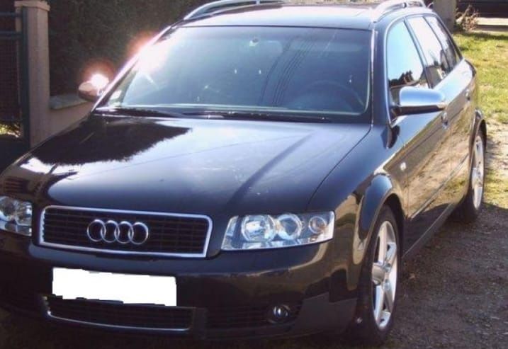 AUDI A 4 3.0 i V6