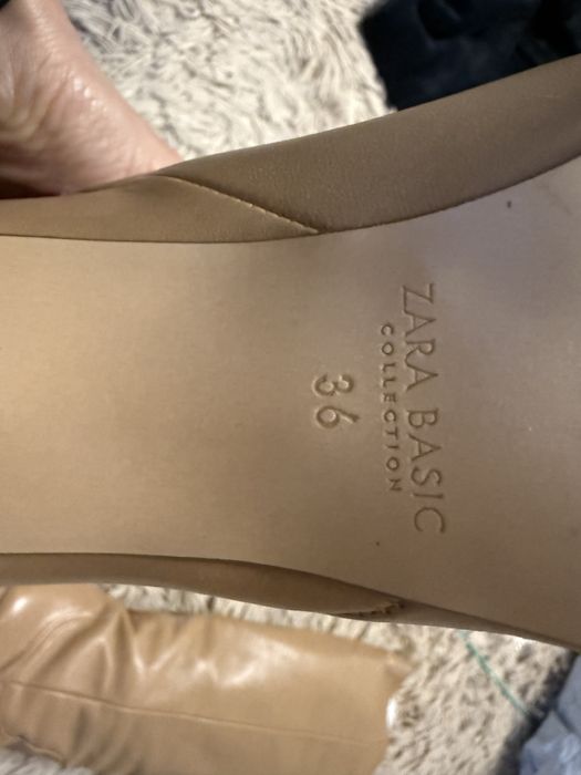 Кожени ботуши Зара