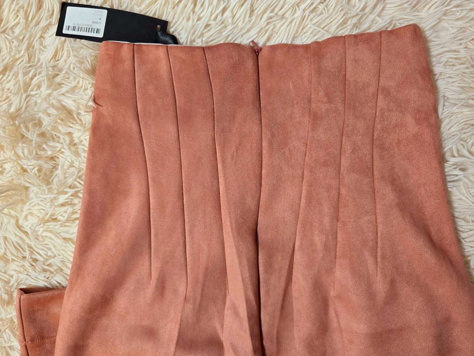 Чисто нов панталон на 29desires