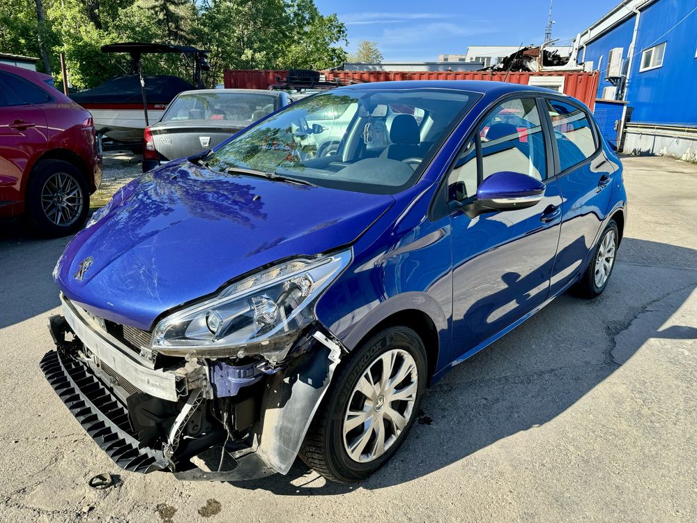 Vand Peugeot 208 2018 avariat