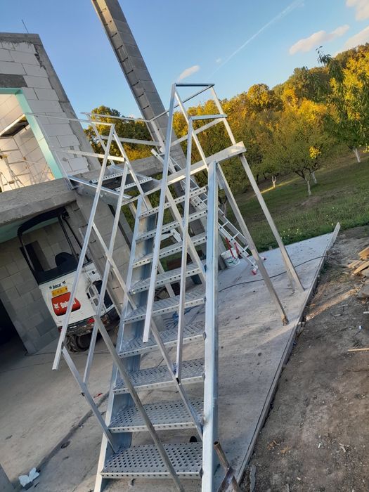 Scări metalice galvanizate la orice demisiune asiguram transport ori u