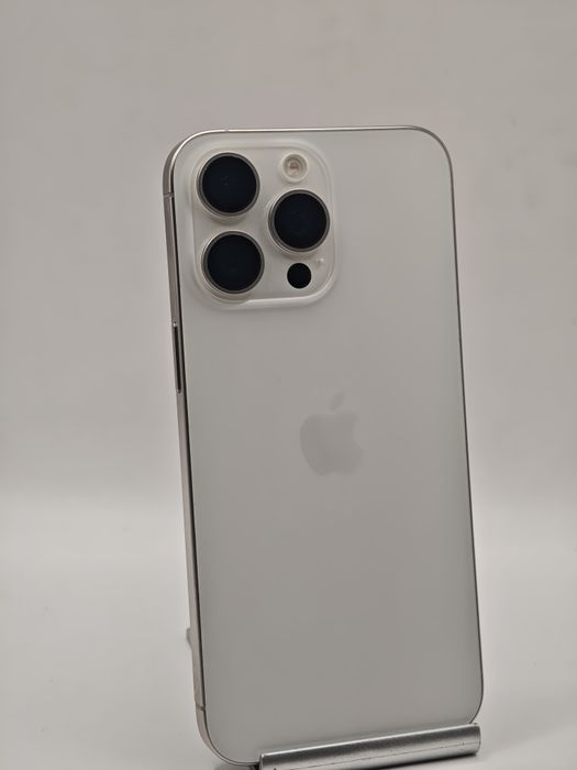 15 Pro Max 256 GB