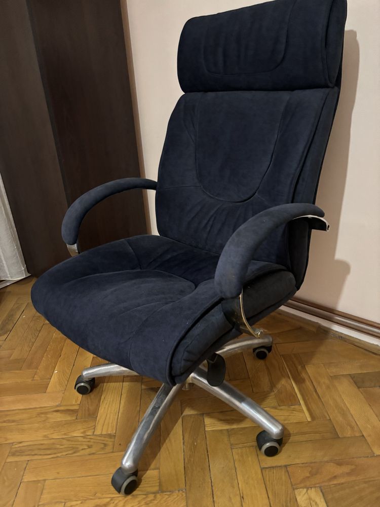 Vand scaun de birou