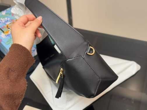 Geanta de mana dama Loewe 050244