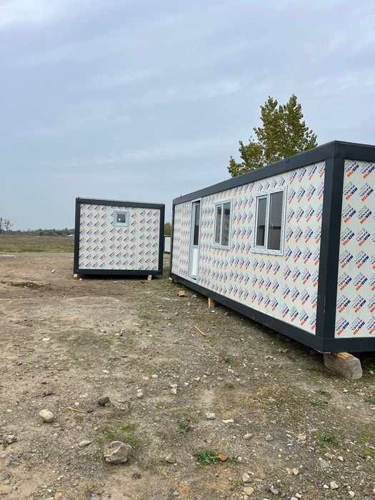 Vând un container modular
