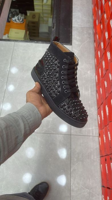 Ghete Louboutin Barbati