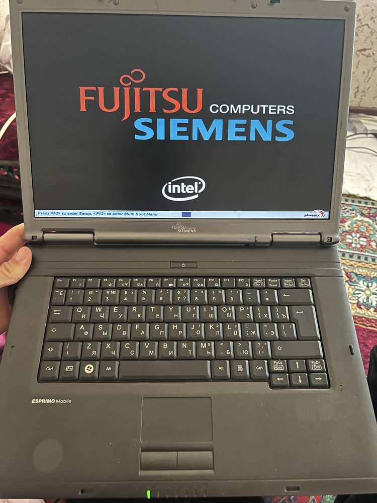 Novtbuk orzoga bervoraman yo telefogayam obmen bor!