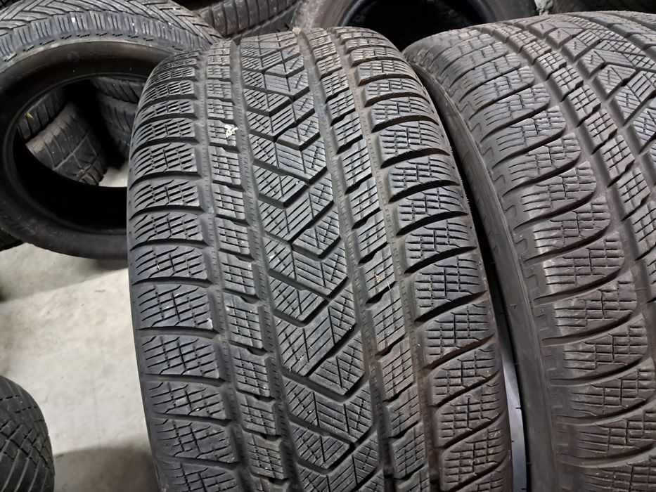 Anvelope second iarna 275 40 R21 Pirelli 7.4mm 2024