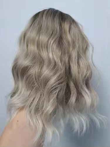 Омбре перука на вълни