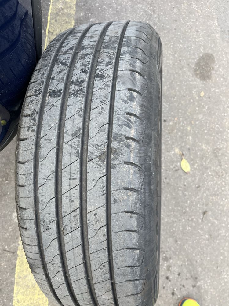 Anvelope vara 225/60/18 marca Goodyear