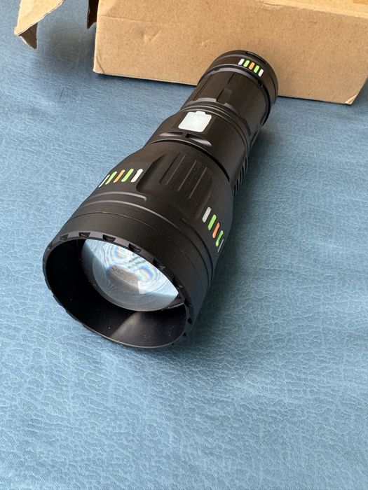 Суперярък 90W 5000 лумена LED лазерен фенер с USB тип C