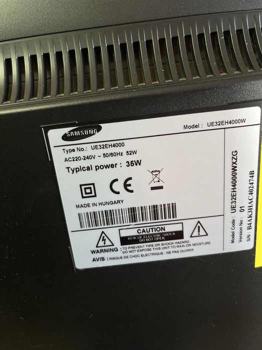 Телевизор Samsung LED 32“ - UE32EH4000