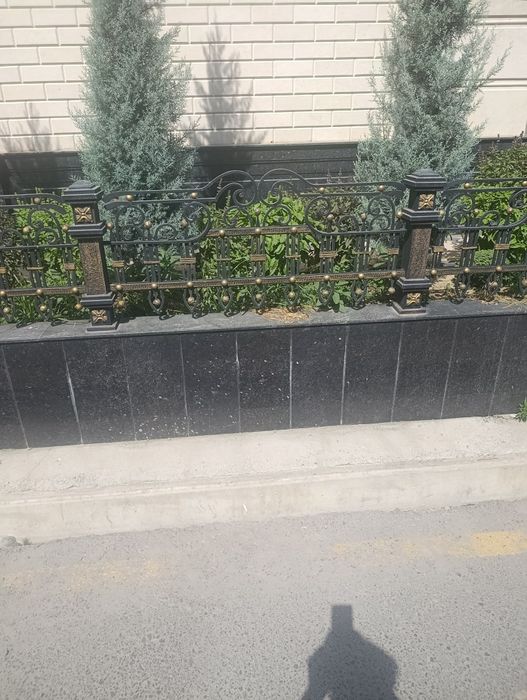 Качественные перила, ограды, ворота, навесы. Любая сложность и стиль.