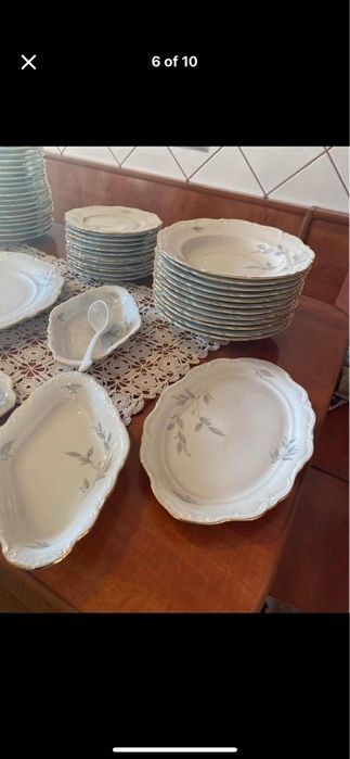 Serviciu de masa 12 persoane