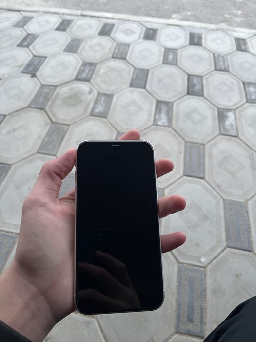 Айфон 11 64гб сост идеал