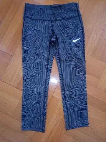 Nike клин за спорт