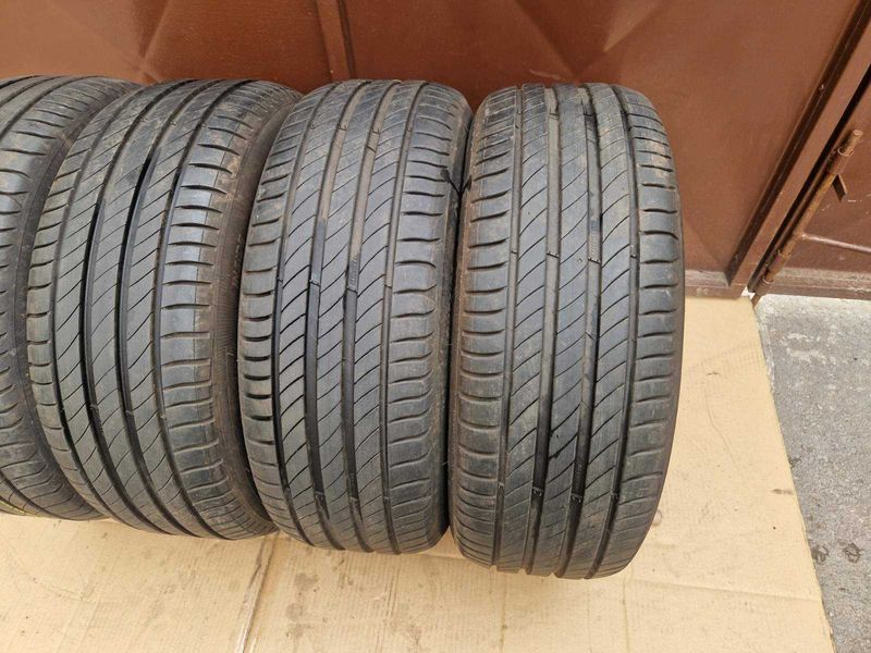 4 Michelin R16 205/55
летни гуми
DOT5220